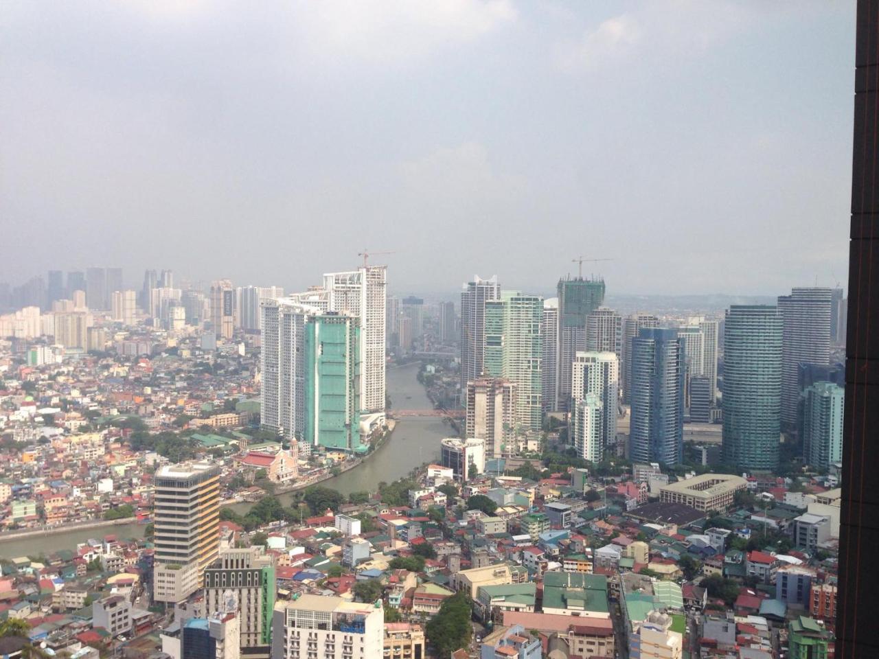 Seven Doors Aparthotels In Gramercy Makati Makati City Zewnętrze zdjęcie