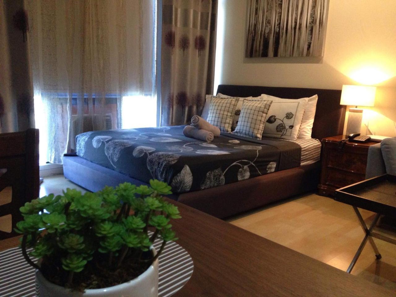 Seven Doors Aparthotels In Gramercy Makati Makati City Zewnętrze zdjęcie