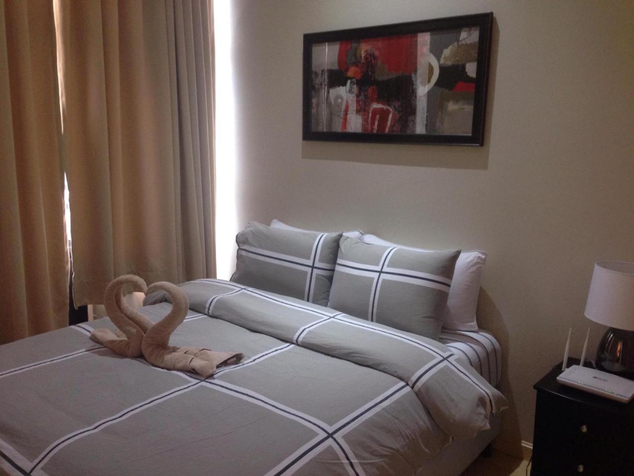 Seven Doors Aparthotels In Gramercy Makati Makati City Zewnętrze zdjęcie