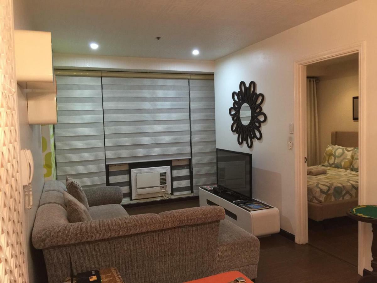 Seven Doors Aparthotels In Gramercy Makati Makati City Zewnętrze zdjęcie