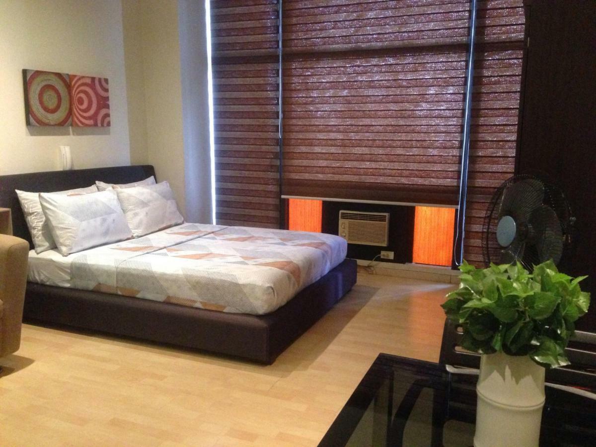 Seven Doors Aparthotels In Gramercy Makati Makati City Zewnętrze zdjęcie