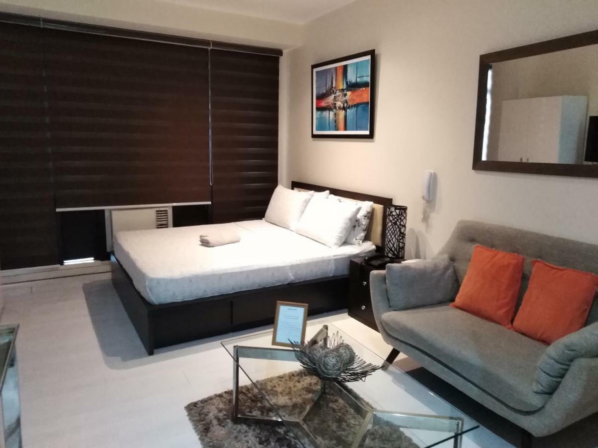 Seven Doors Aparthotels In Gramercy Makati Makati City Zewnętrze zdjęcie