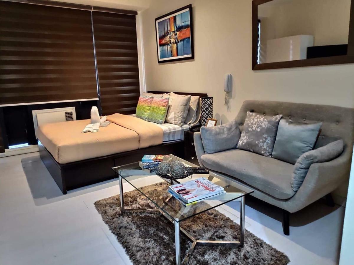 Seven Doors Aparthotels In Gramercy Makati Makati City Zewnętrze zdjęcie